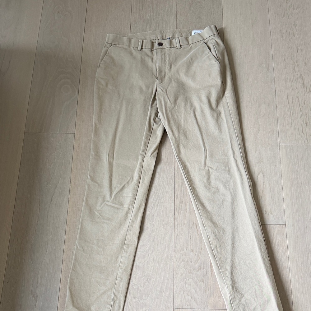 GAP Men's Khaki Chinos